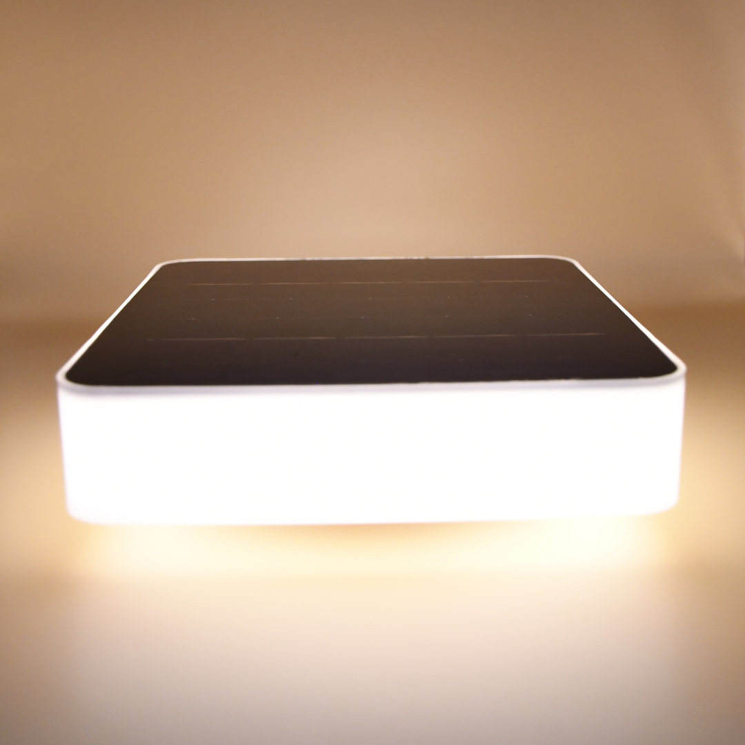 Lumen Modern Yard & Lawn Solar Garden Decoration Light