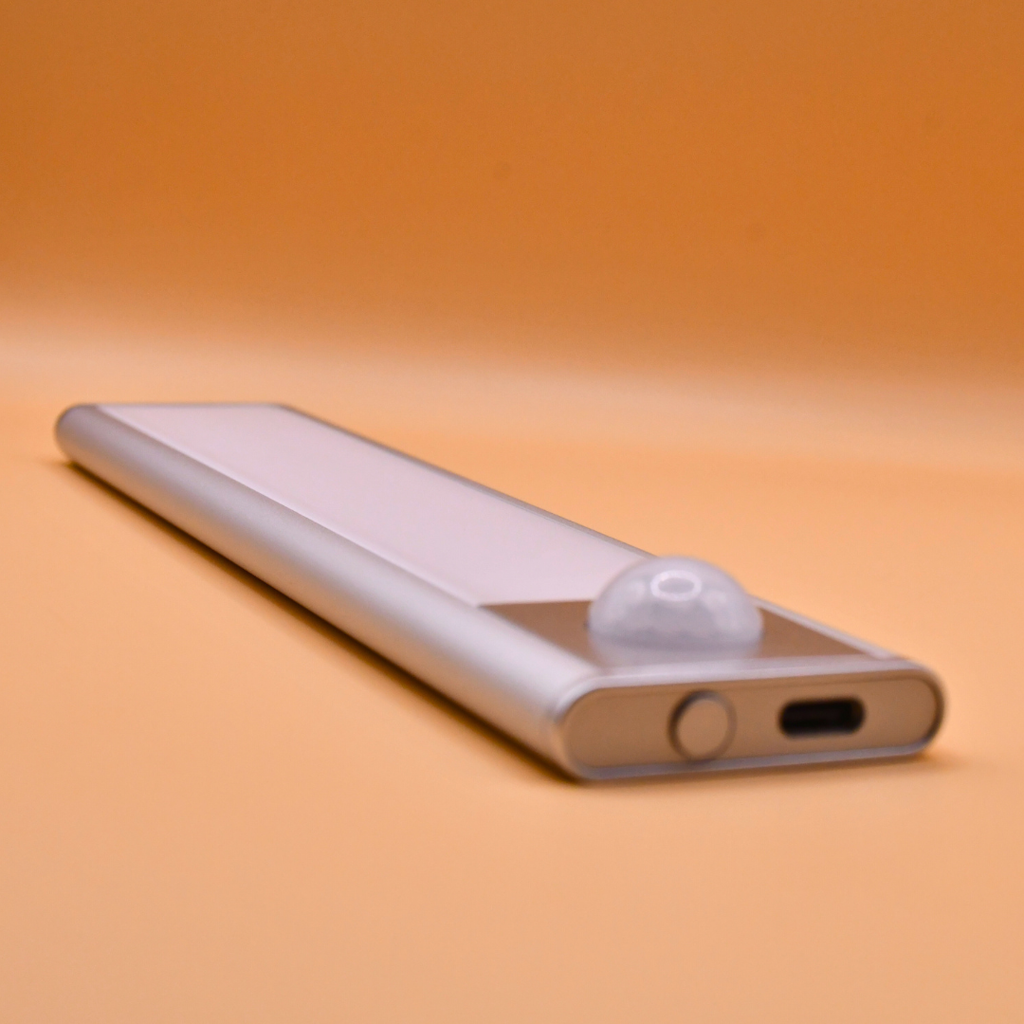 LumenSense Motion Sensor LED Night Light – Wireless, Battery Powered, Auto ON/OFF