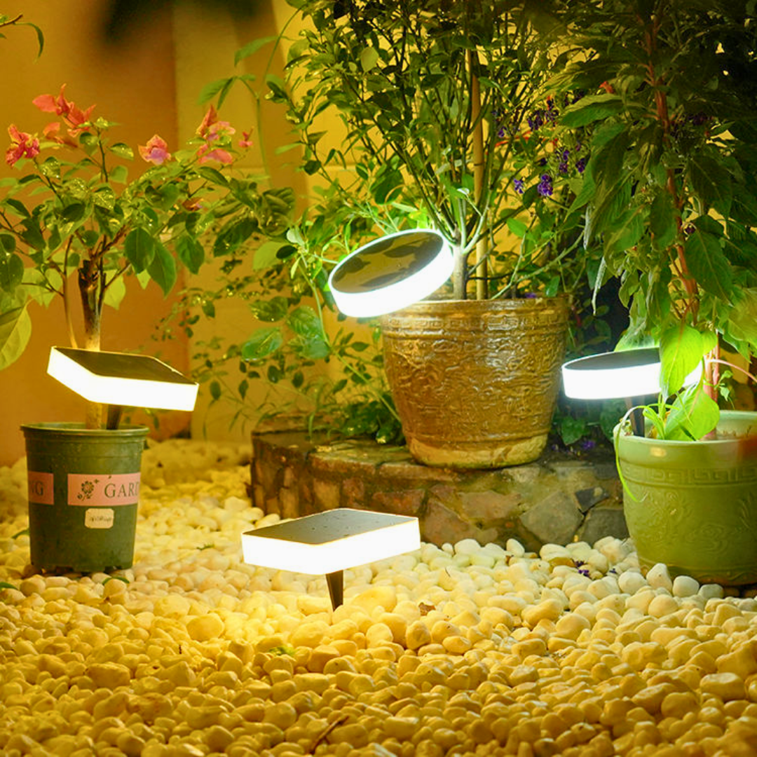 Lumen Modern Yard & Lawn Solar Garden Decoration Light